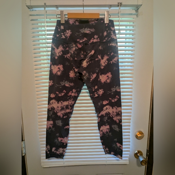 Lululemon Align Leggings - Picture 3 of 6